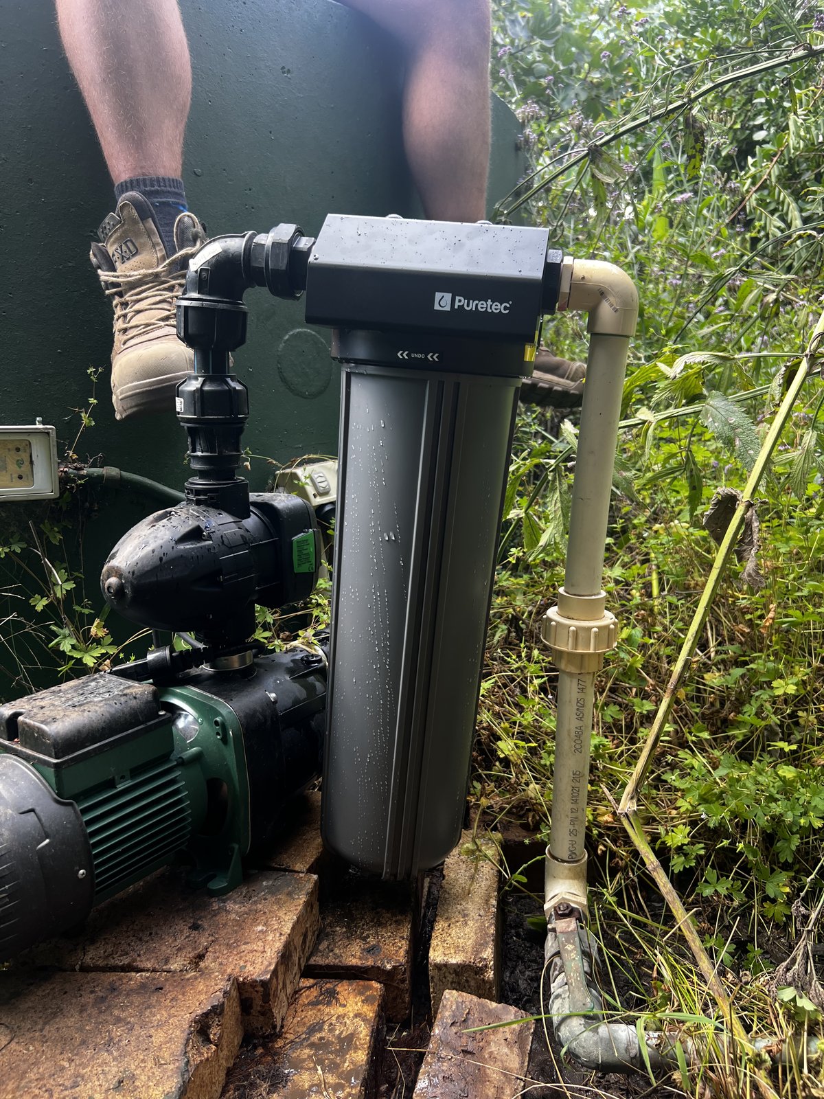 Servicing pump and filtration equipment